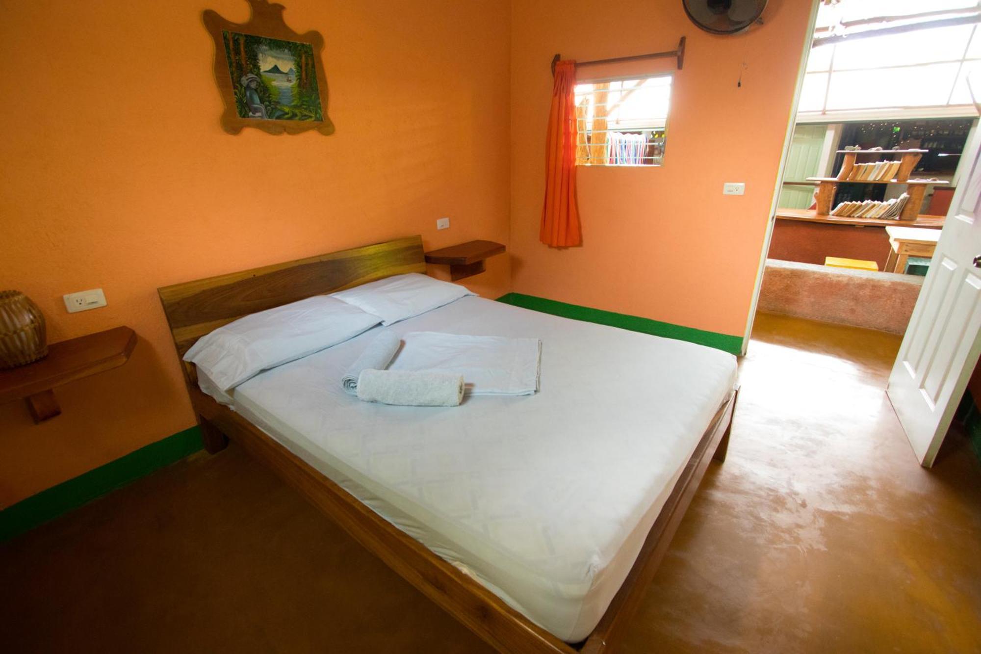Hostel Life Is Good Moyogalpa Exterior photo